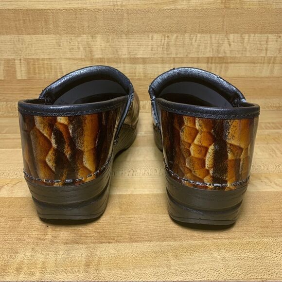 Dansko Leopard Metallic Walking Shoes Clogs 38 - Picture 4 of 7